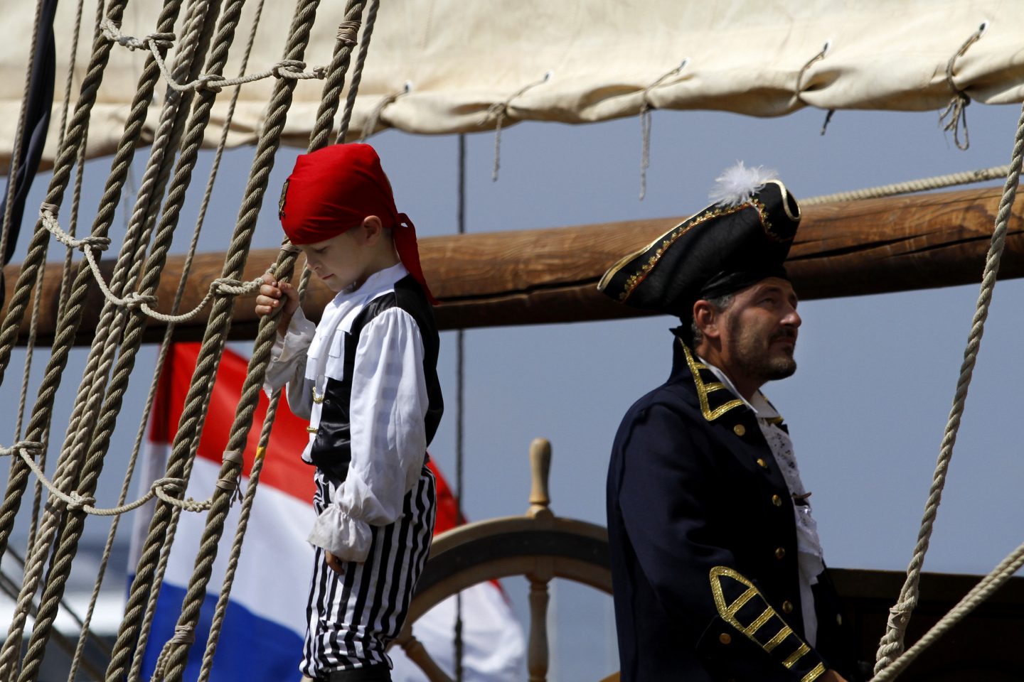 Pirates’ show aboard corsair ship in Athens